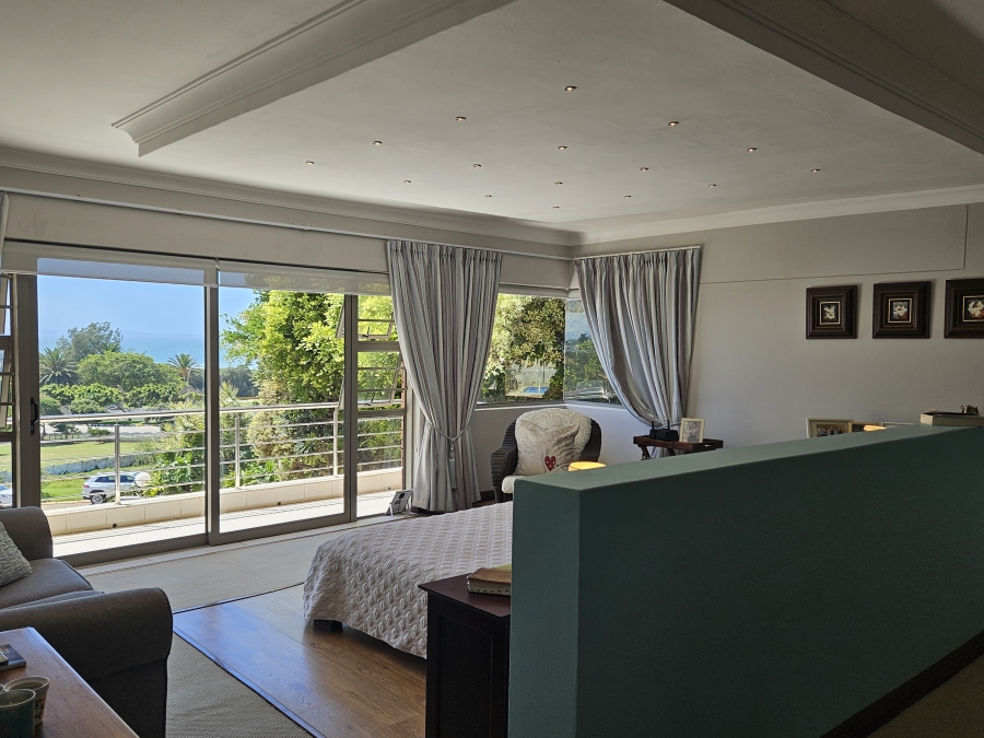 4 Bedroom Property for Sale in C Place Eastern Cape